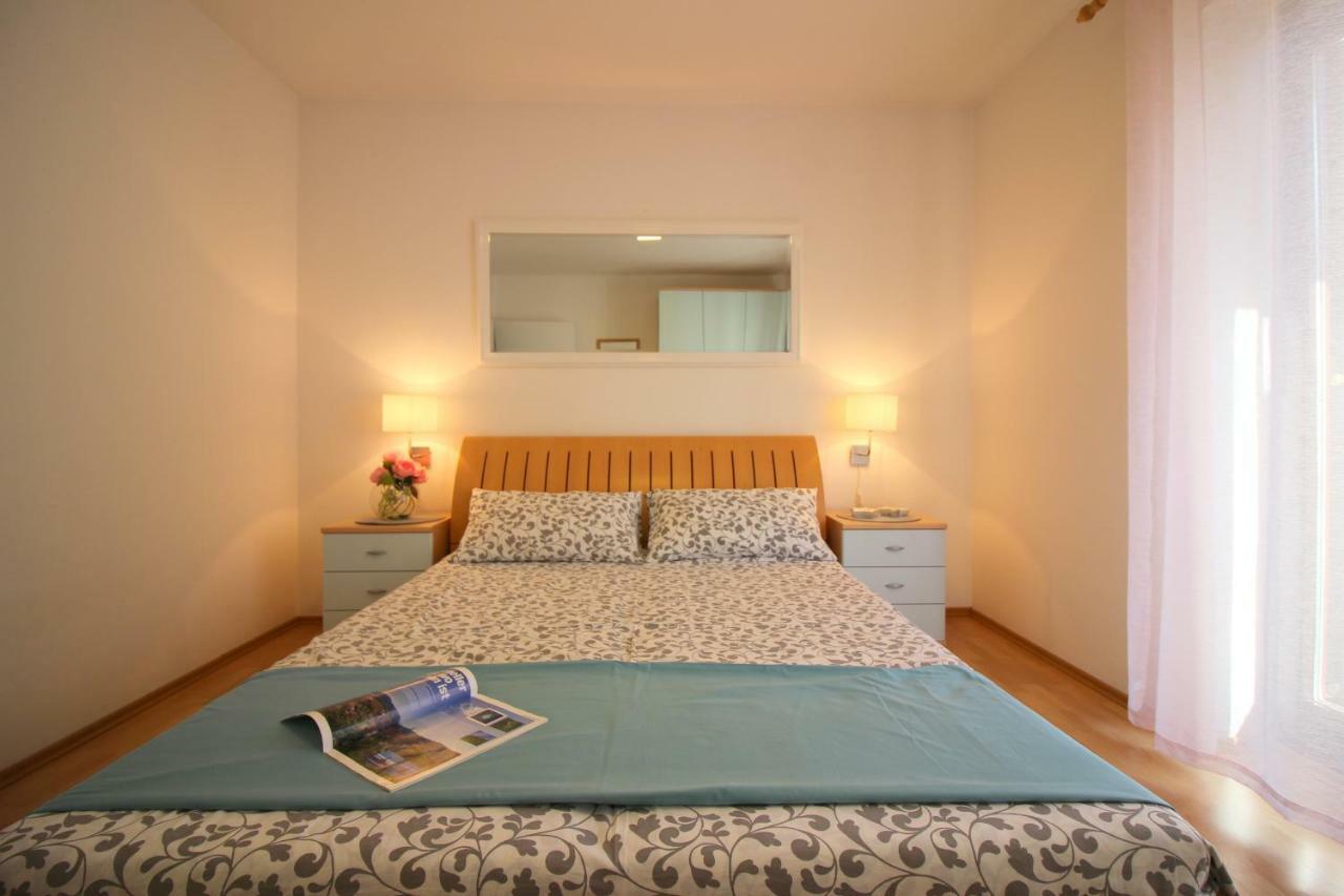 Apartments Sabina Poreč Eksteriør bilde