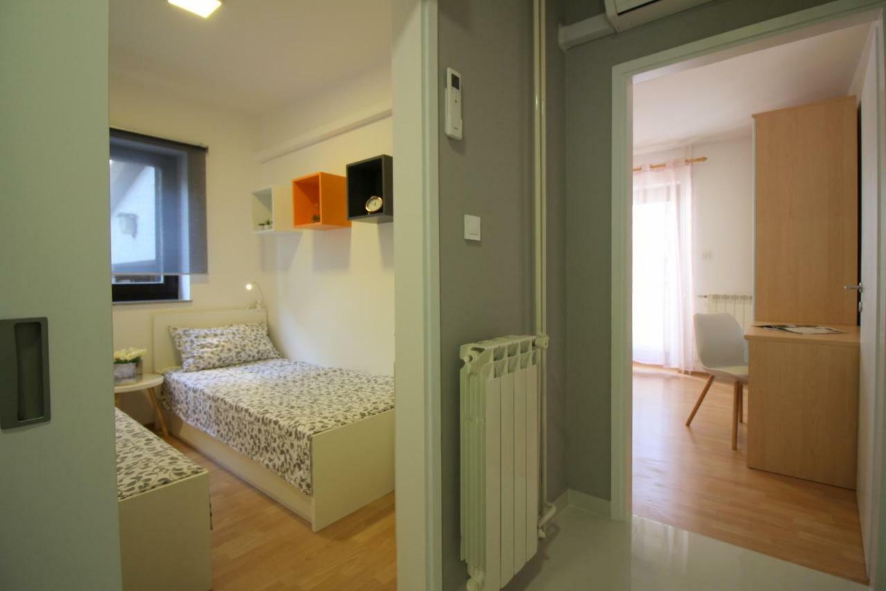 Apartments Sabina Poreč Eksteriør bilde