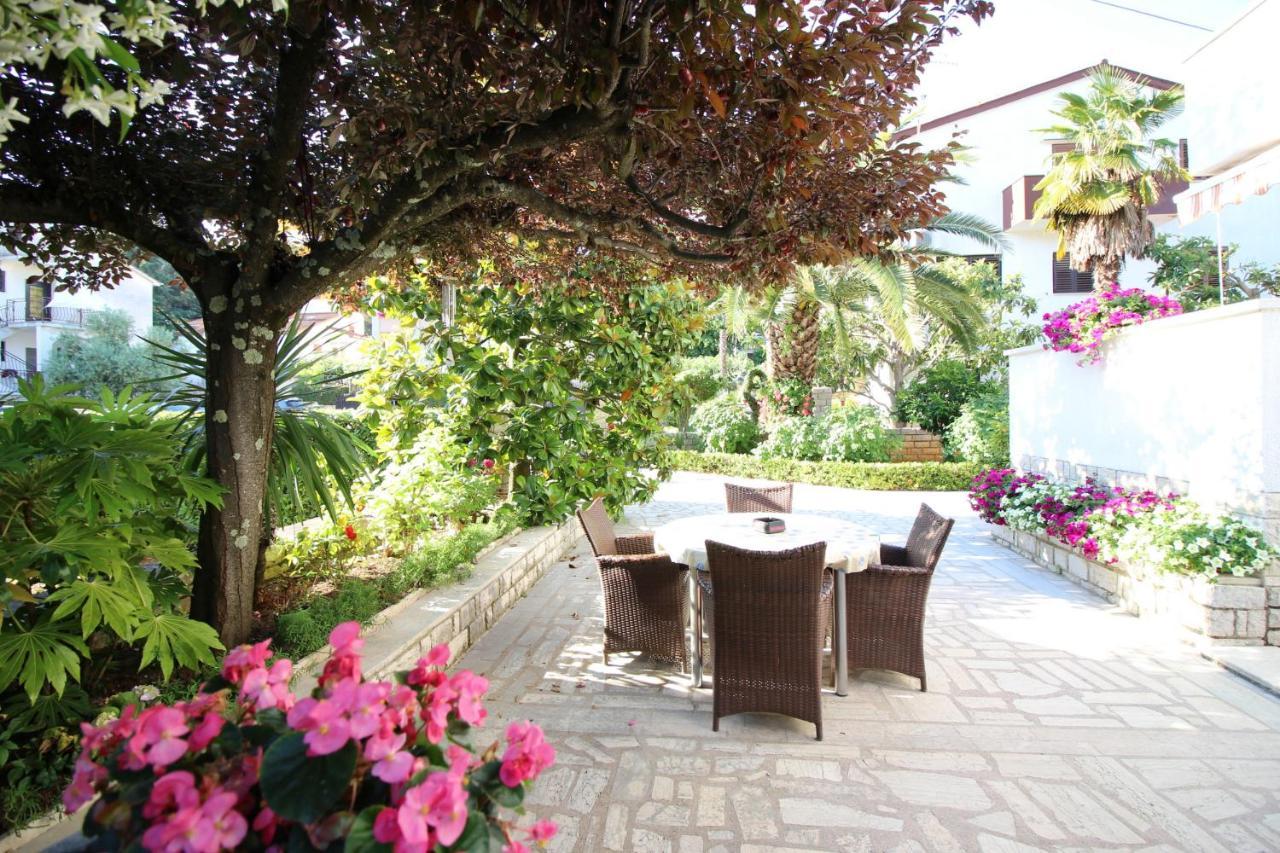 Apartments Sabina Poreč Eksteriør bilde